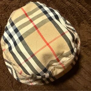 Burberry Beige Textured Fabric bucket hat